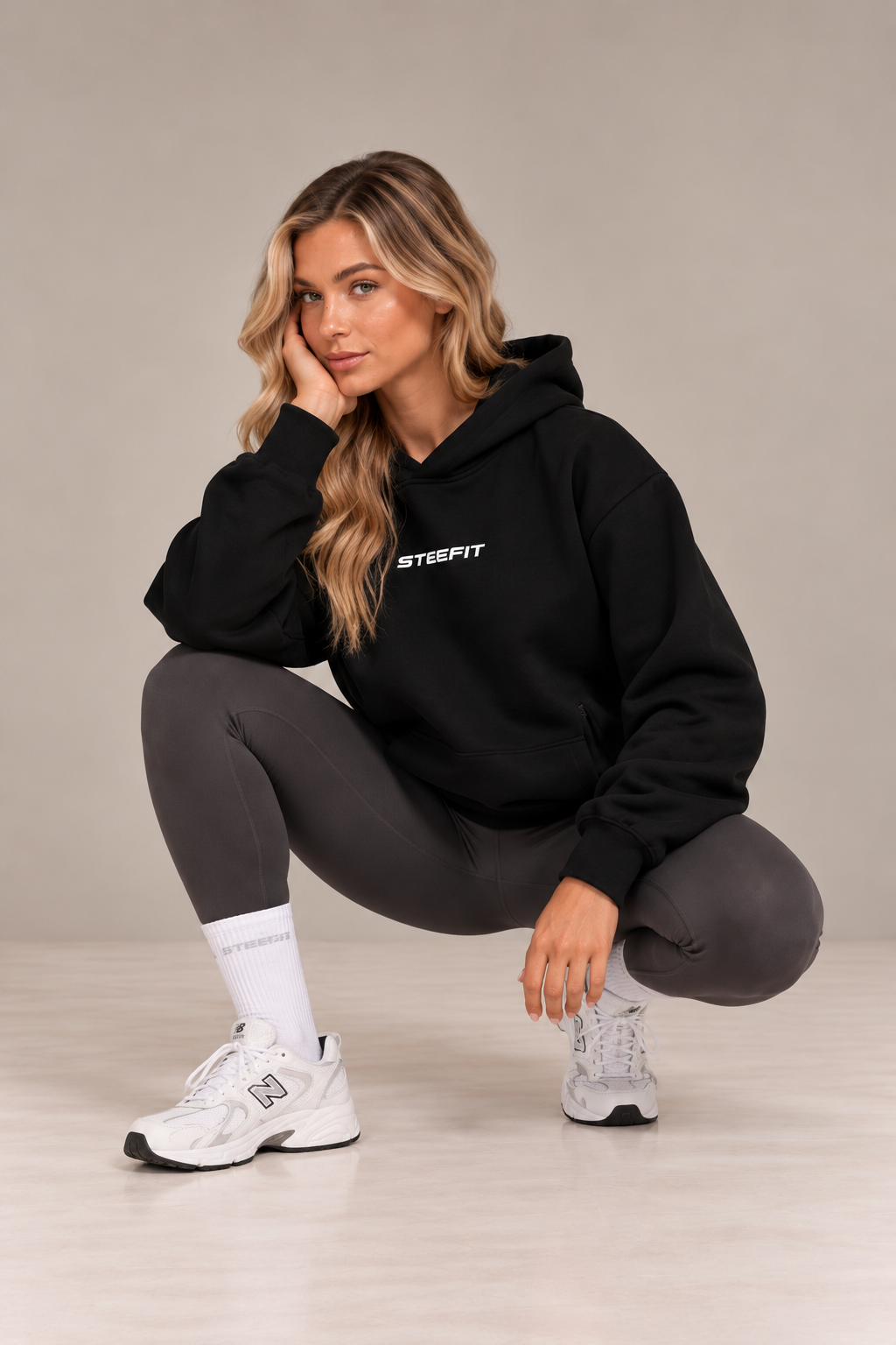 STEEFIT BWD Hiidie in de kleur Zwart